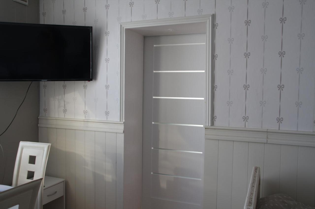 Stara Szkola W Weremowicach Apartment *