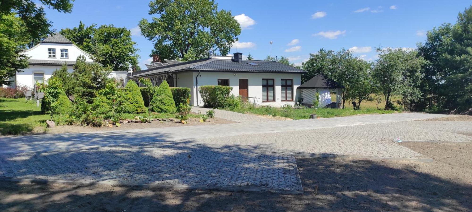 Stara Szkola W Weremowicach * Weremowice
